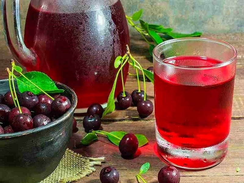 مربا و شربت آلبالو شربت آلبالو