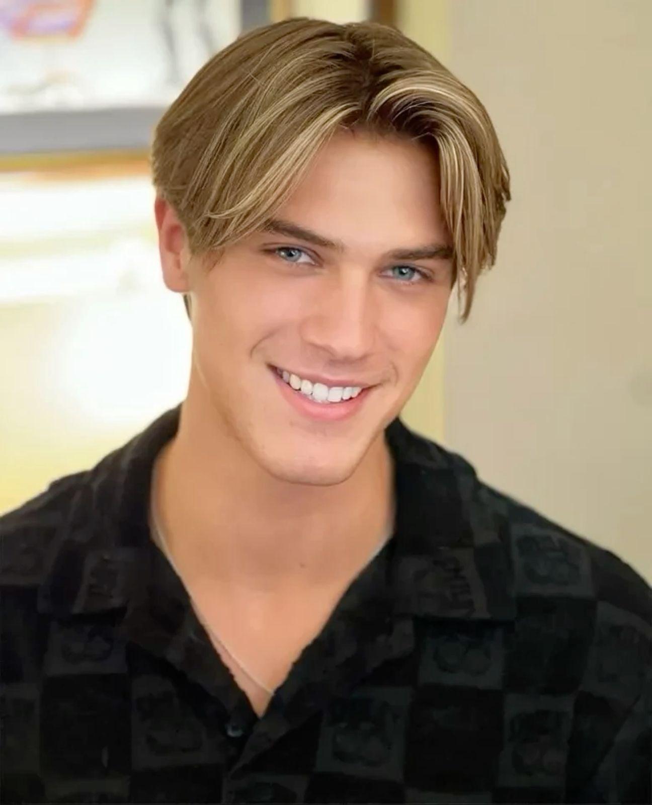 مدل پردهای (Curtain Hairstyle)