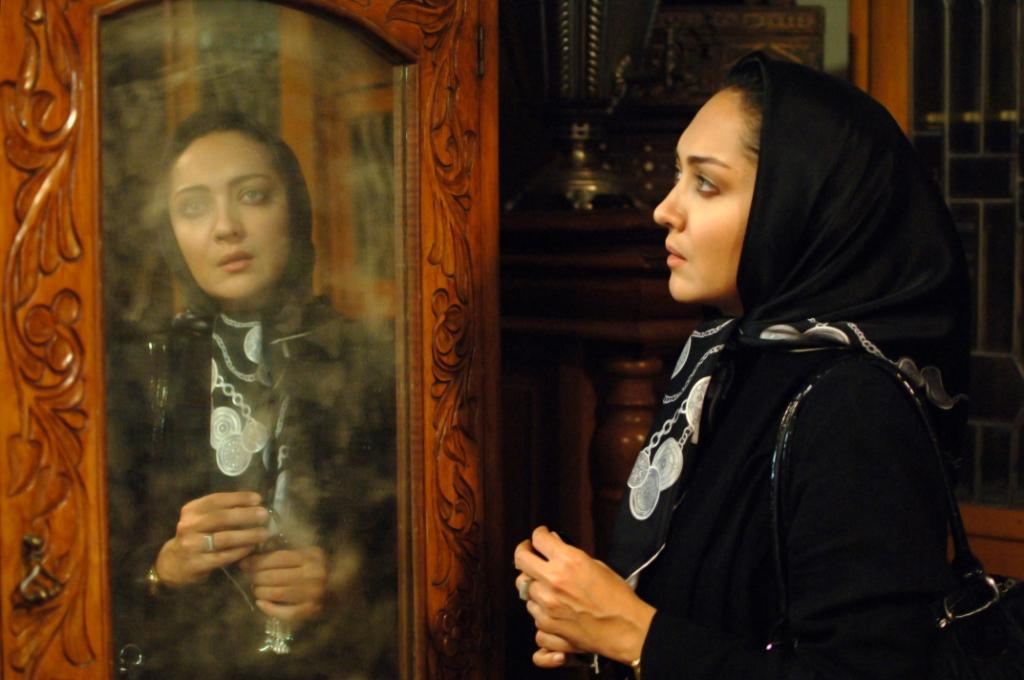 داستان پندآموز آینه شکسته درباره قضاوت دیگران