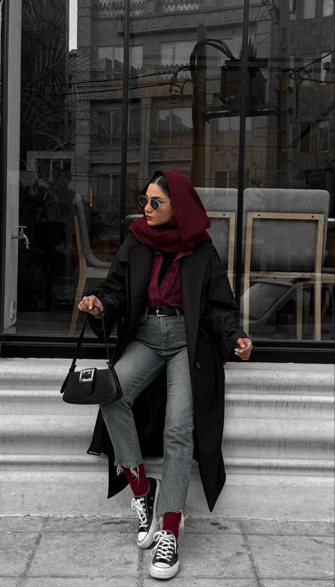 لباس زنانه زرشکی برای پاییز