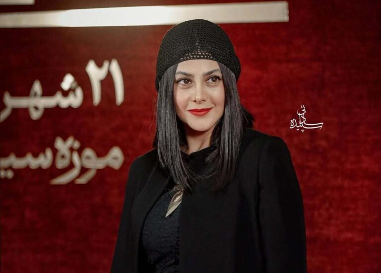 آزاده صمدی