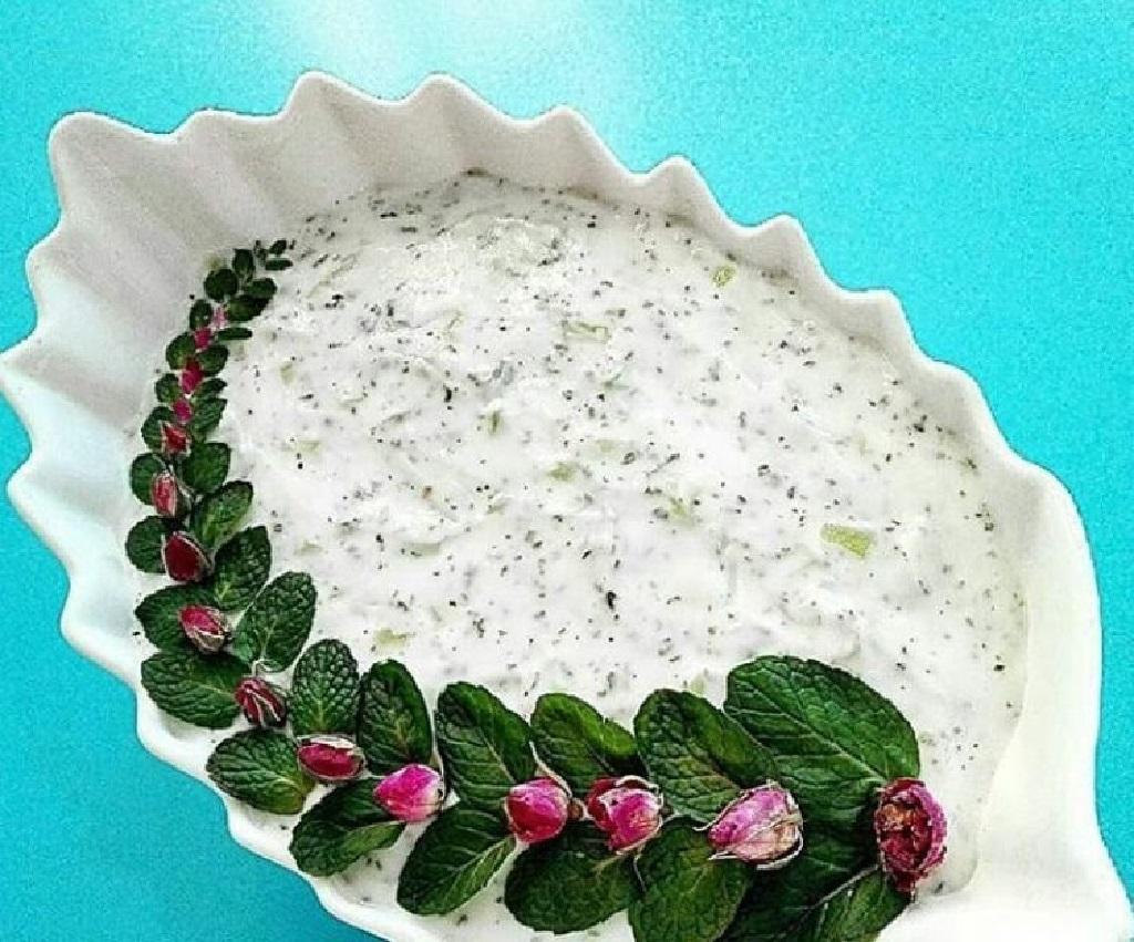 مدل تزیین ماست و خیار مجلسی و شیک