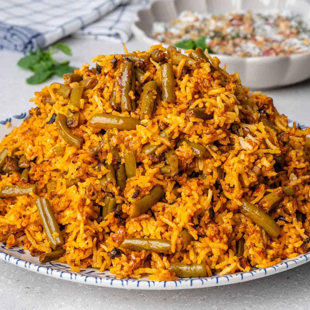 لوبیا پلو دودی با لوبیا سبز و گوشت