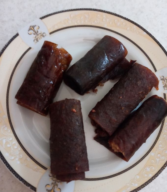 لواشک زغال اخته خانگی ترش و خوشمزه