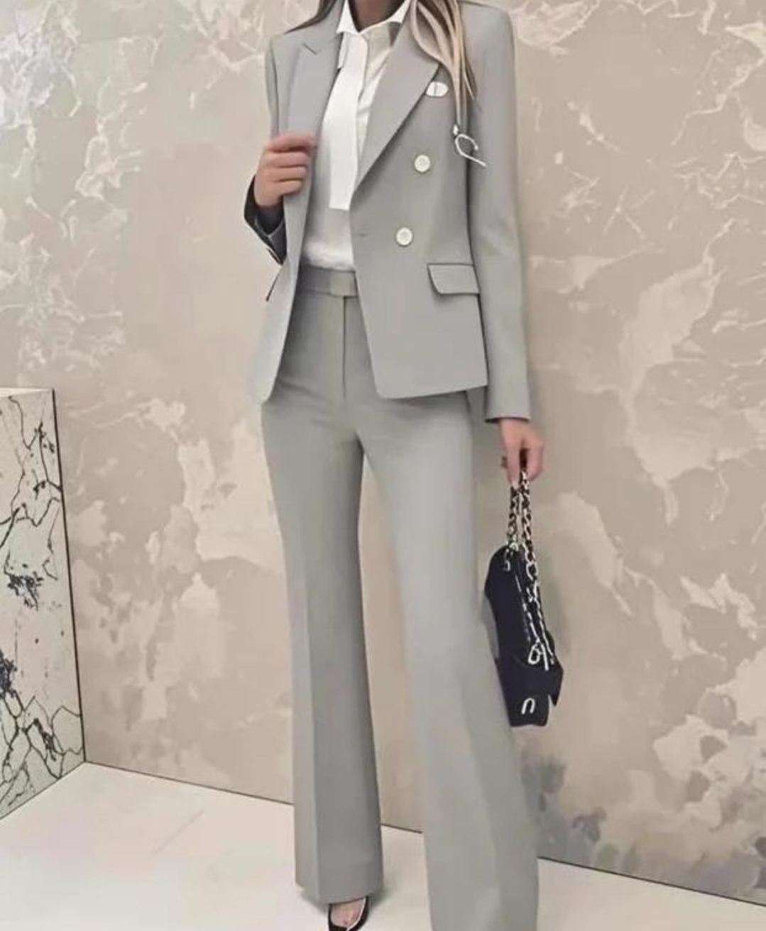 مدل شلوار پارچه ای زنانه شیک و جدید ۱۴۰۵