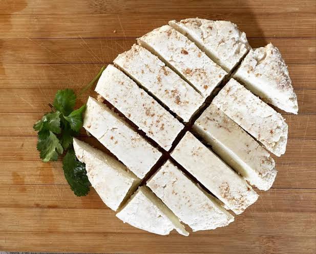 طرز-تهیه-پنیر-بدون-شیر