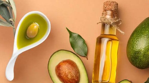 ماسک آووکادو و موز برای مو