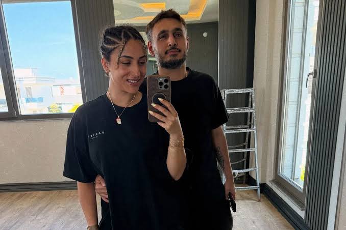 سپهر خلسه و همسرش