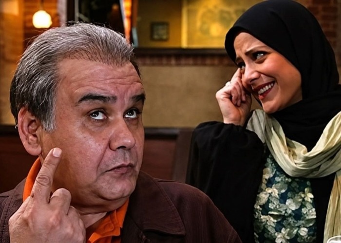 بازیگران سریال پرانتز باز اکبر عبدی و طناز طباطبایی
