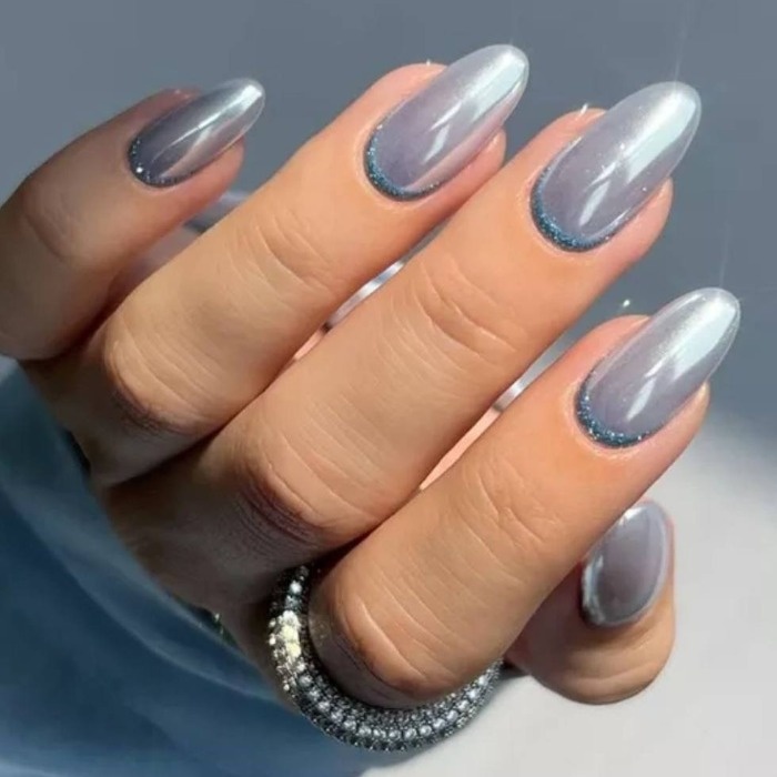 مدل ساده ناخن کروم آبی