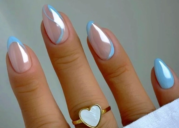 ایده طراحی ناخن کروم آبی آسمانی
