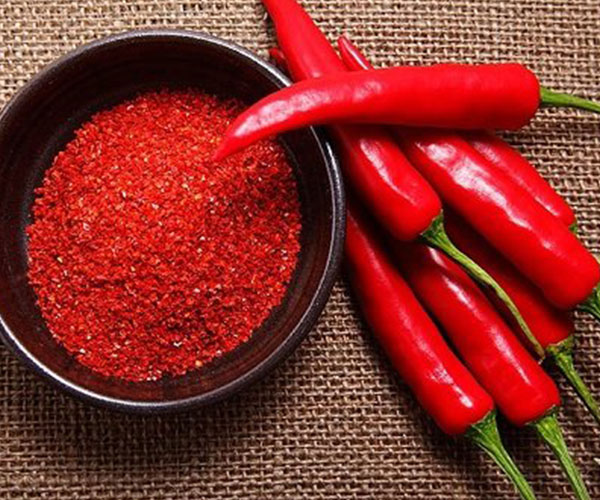 پودر فلفل قرمز خانگی برای تهیه پاپریکا