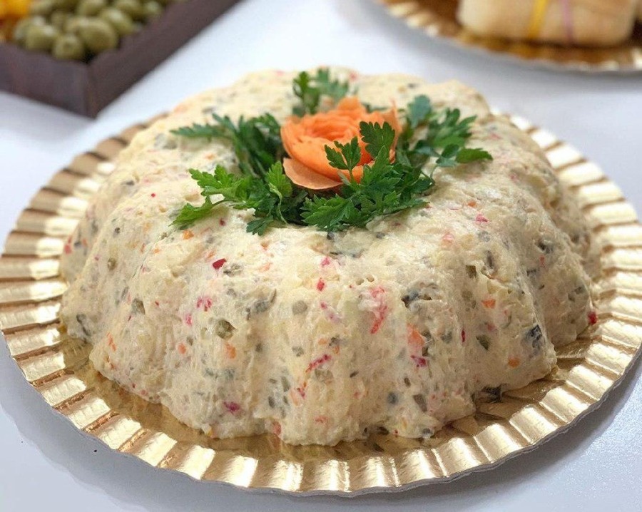 تزیین مجلسی سالاد الویه
