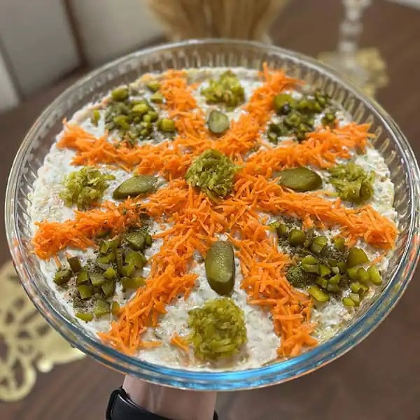 مدل شیک تزیین سالاد الویه برای مهمانی