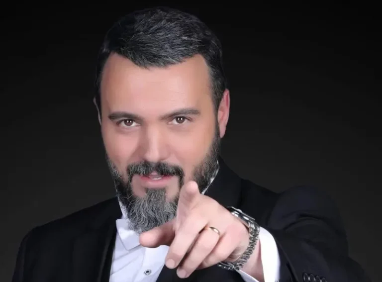 کامبیز دیرباز