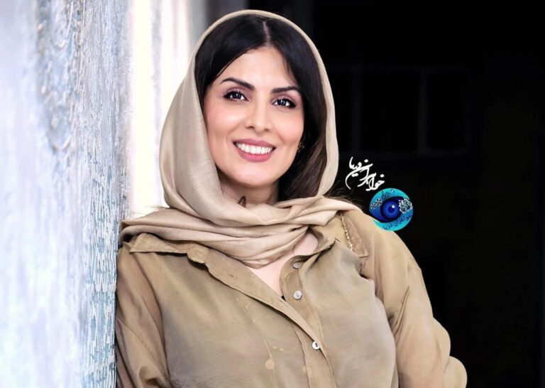 آرزو تاج‌نیا