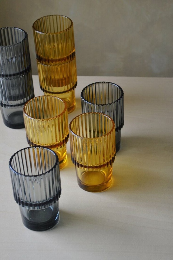 مدل لیوان رنگی شیاردار