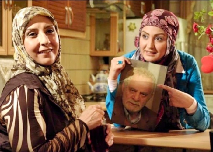 مرجانه گلچین در سریال سه دونگ سه دونگ