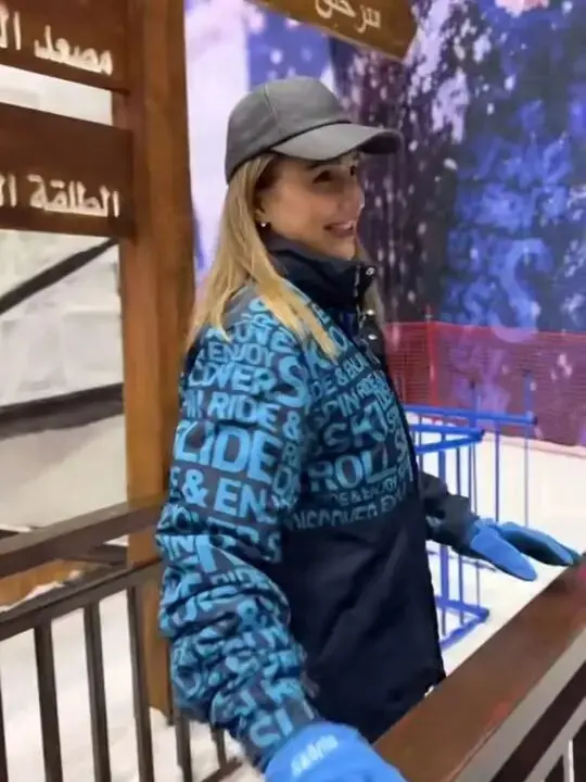 تصاویر شبنم قلی خانی در پیست اسکی امارات مال