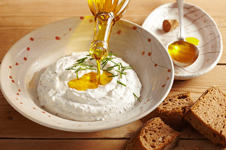 ترکیب روغن بذر کتان و پنیر در رژیم بودویگ ترکیب پنیر و روغن در رژیم بودویگ
