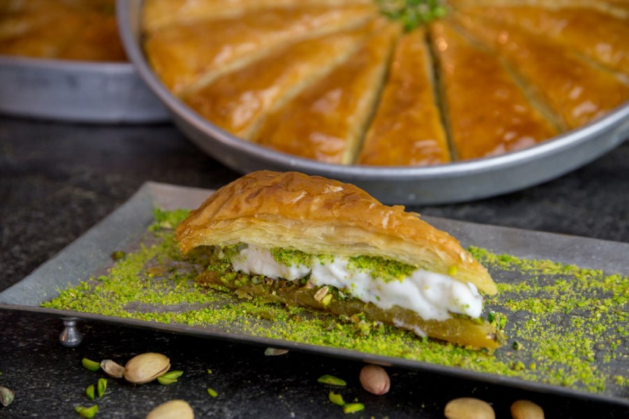 سوتلو نوریه یا Sütlü Nuriye