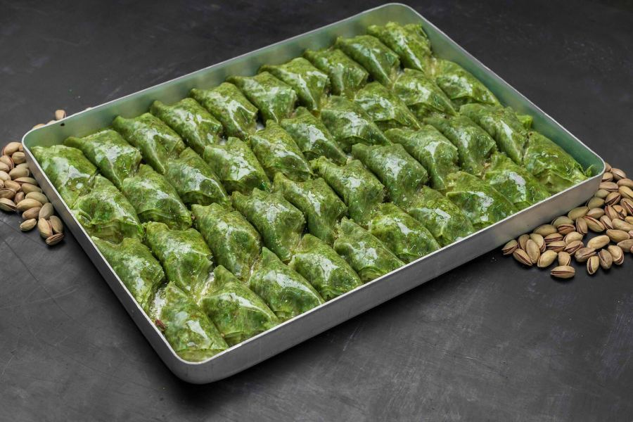 باقلوا صدفی یا Midye Baklava با پسته
