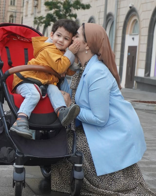 تهمینه رجبوا و پسرش