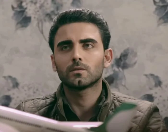 محمد صادقی در بی همگان