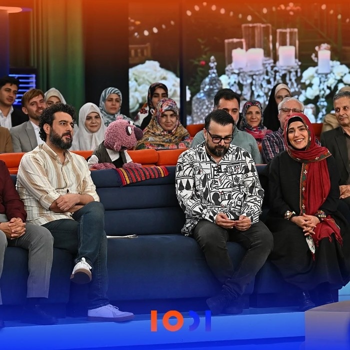 سپند امیرسلیمانی و مونا کرمی در برنامه هزار و یک